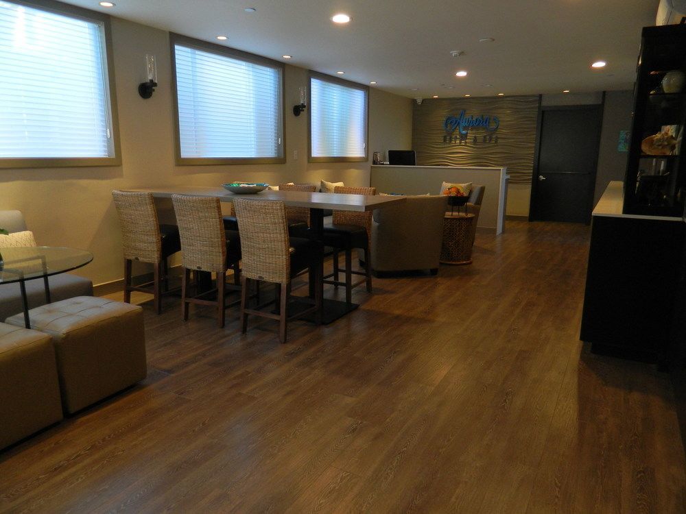 Aurora Hotel Авалон Екстериор снимка